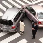 Incidente tra due automobili