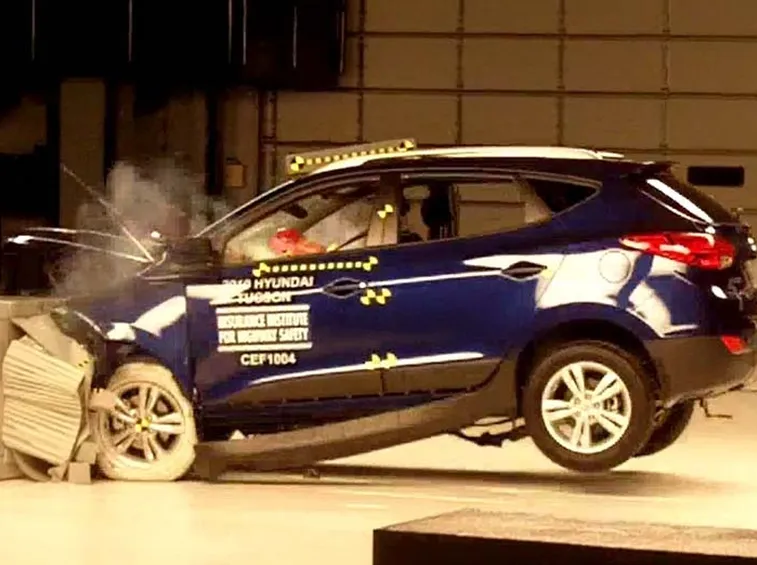 Frontal offset crash test