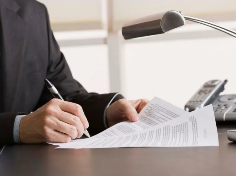 firma contratto assicurativo