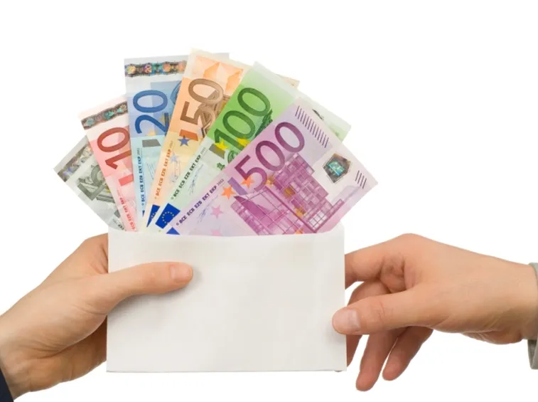 Scambio di denaro in euro