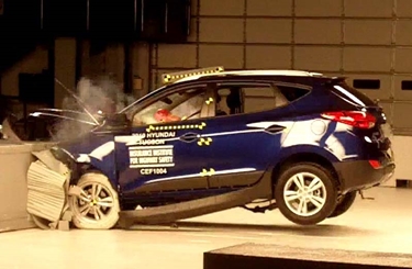 Frontal offset crash test